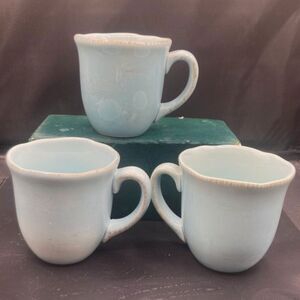 Ballard Designs Primvere Blue (light sea blue) coffee mug lot of 3 scalloped